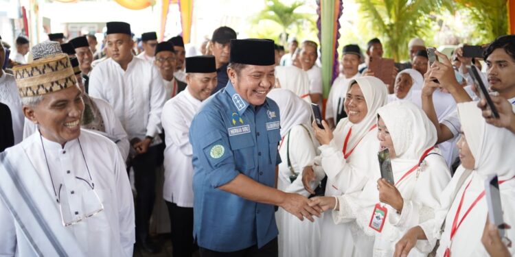 HD Resmikan Masjid Megah Desa Epil Musi Banyuasin